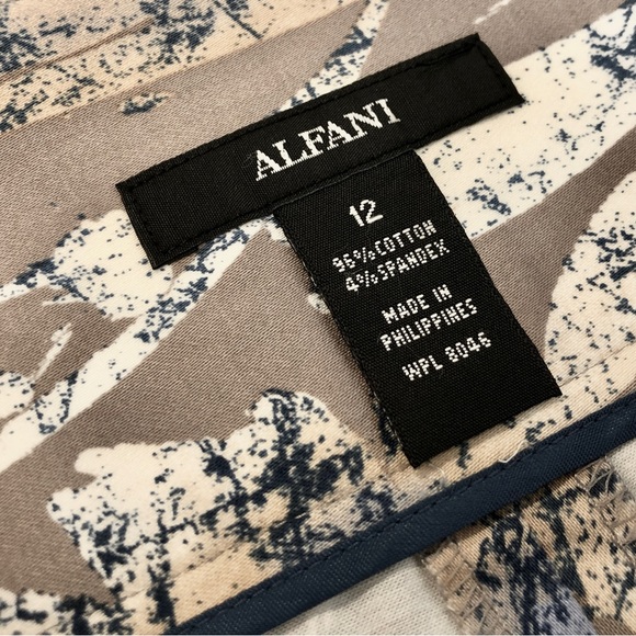 Womens Straight Skirt with side zip. Sz 12. Mocha/Wht/Blue Abstract, - Picture 9 of 9